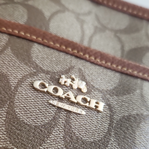 Coach Signature Tan Crossbody Bag - Picture 8 of 10